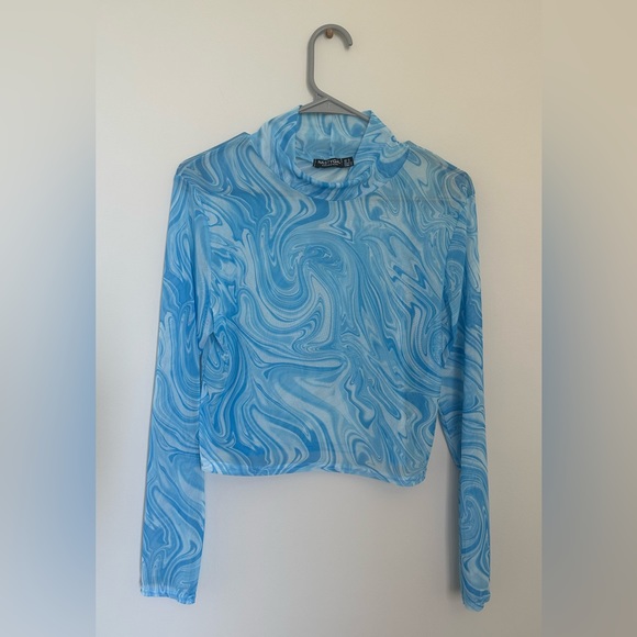 Marble Print Crop Top - Picture 3 of 4